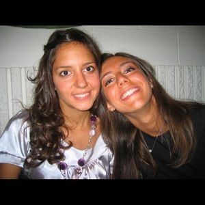 Meet your Posher, Desiree